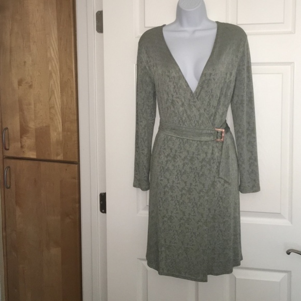 😍😘Carole Little wrap look dress
